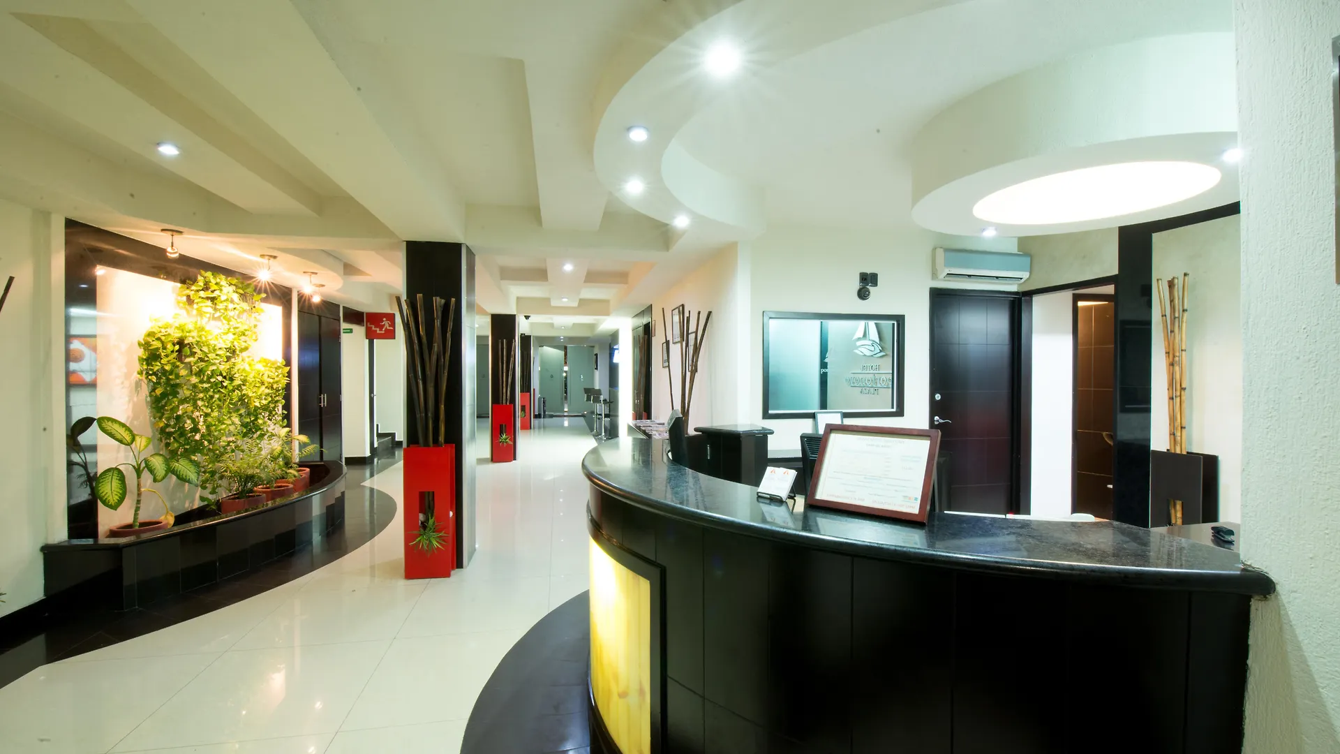 Hotel Portonovo Plaza Malecon Puerto Vallarta 3*,
