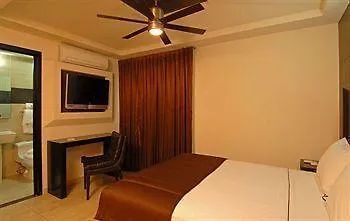Hotel Portonovo Plaza Malecon Puerto Vallarta 3*,